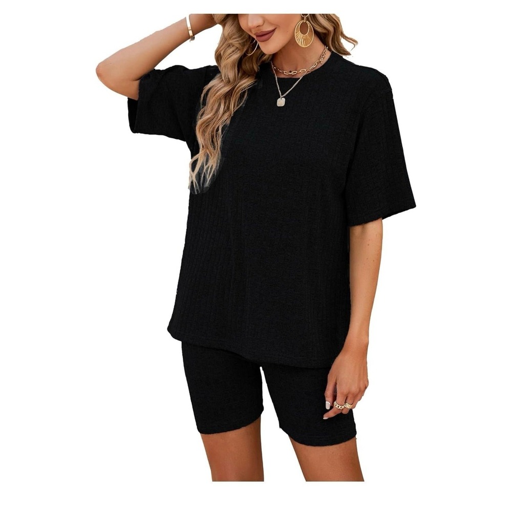 Women's Ribbed 2 Piece Lounge Set Black Oversized Tee and Biker Shorts Sz small - Picture 1 of 6